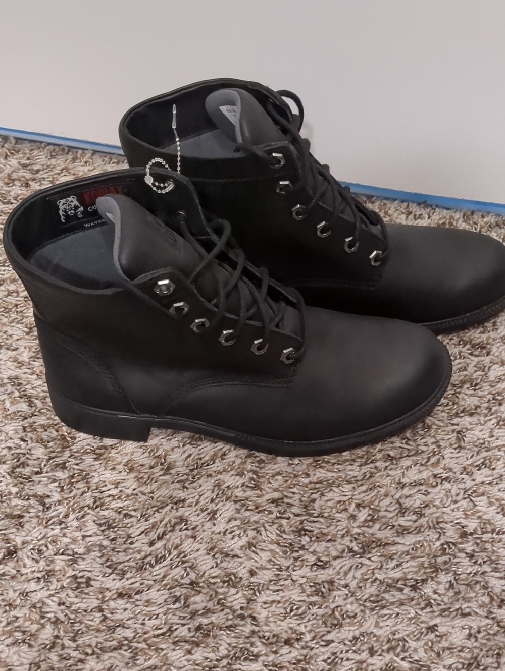 Kodiak Black Lace-Up Women's Ankle Boots